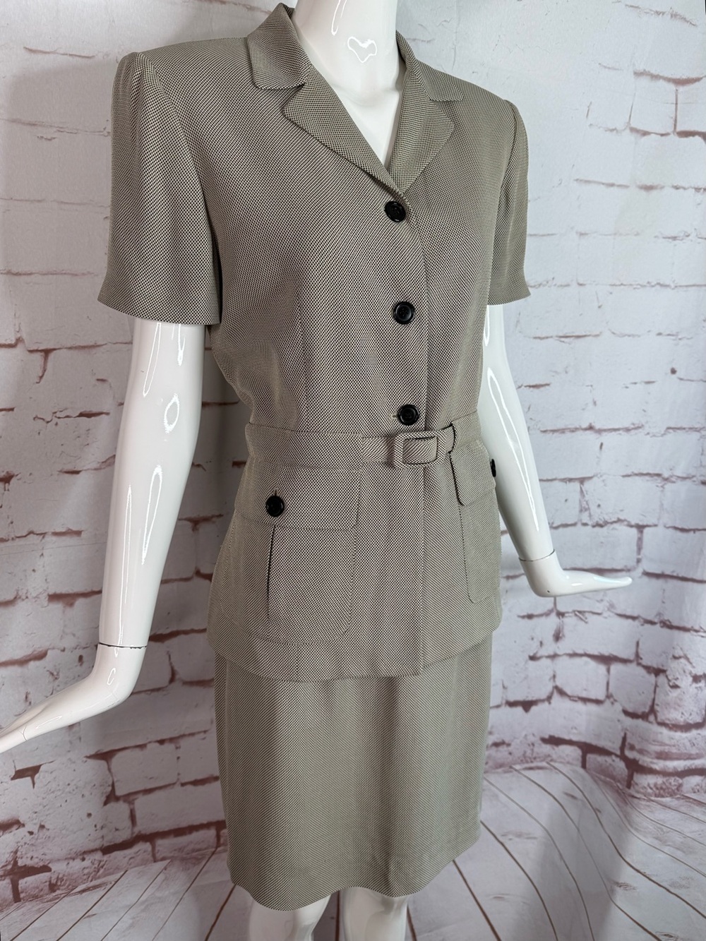 80s VTG ANN TAYLOR Petite 2 Piece Black & Tan Belted Jacket Pencil Skirt Suit 8P - Picture 15 of 15
